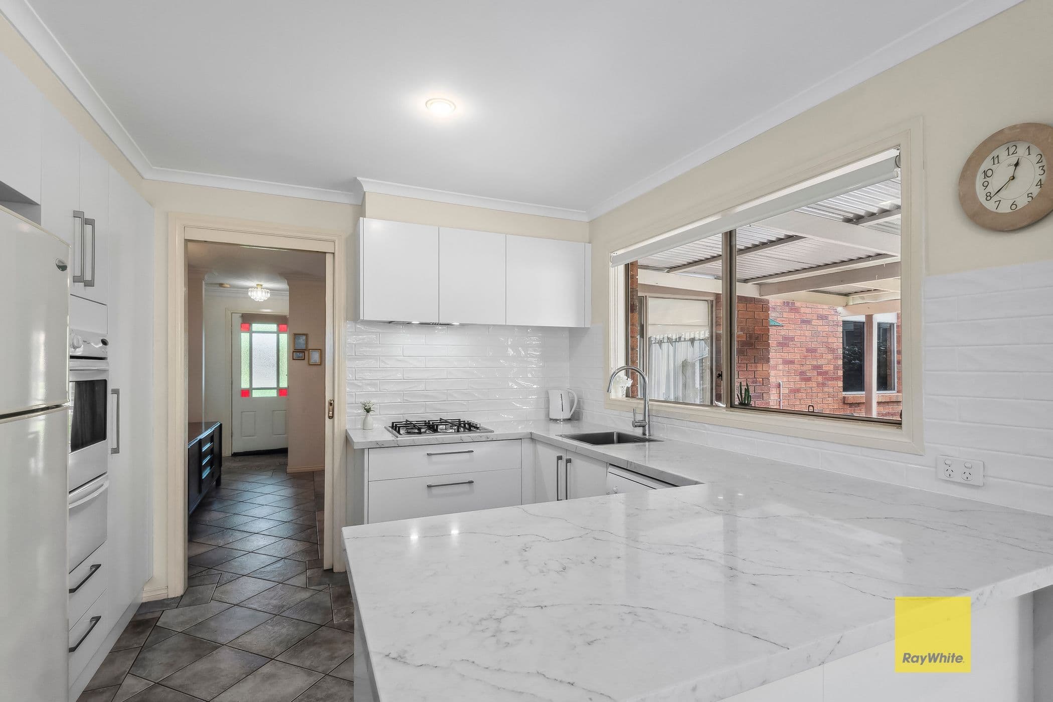 4 Laguna Place, Grovedale VIC 3216, Grovedale - Thumbnail 2