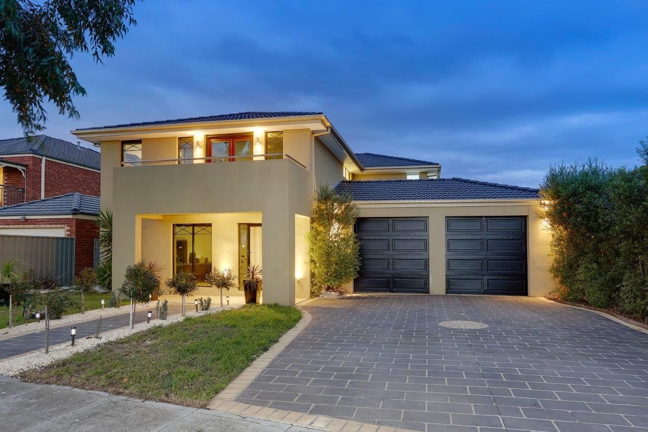 90 Riversdale Drive, TARNEIT VIC 3029, Tarneit - Thumbnail 2