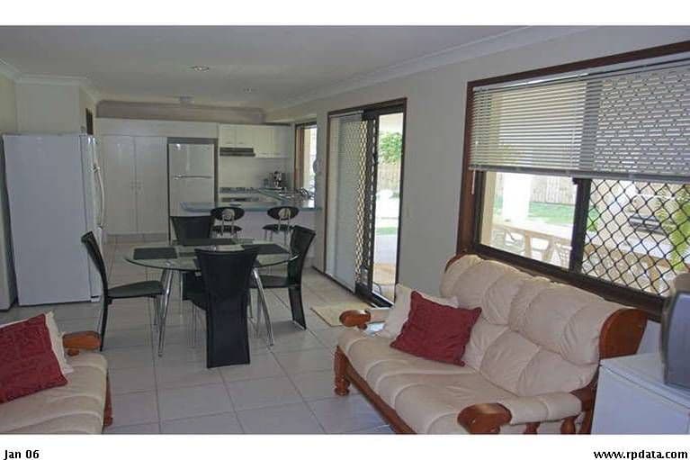 62 Chisholm Road, Carrara QLD 4211, Carrara - Thumbnail 3