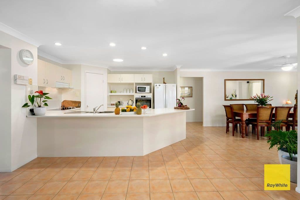24 Macleay Place, Thornlands QLD 4164, Thornlands - Thumbnail 3
