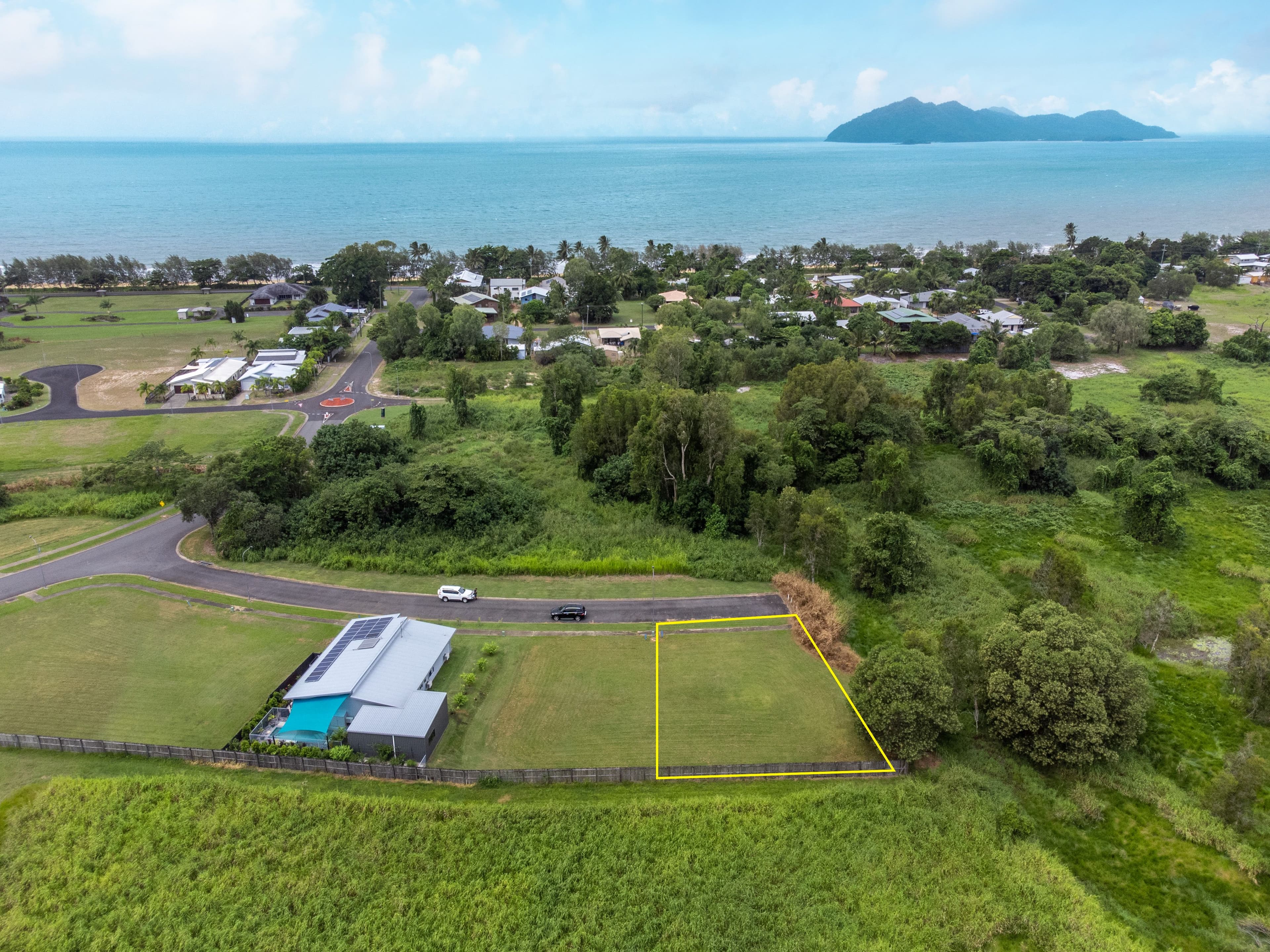 10 Reef Street, Wongaling Beach QLD 4852, Wongaling Beach - Image 1