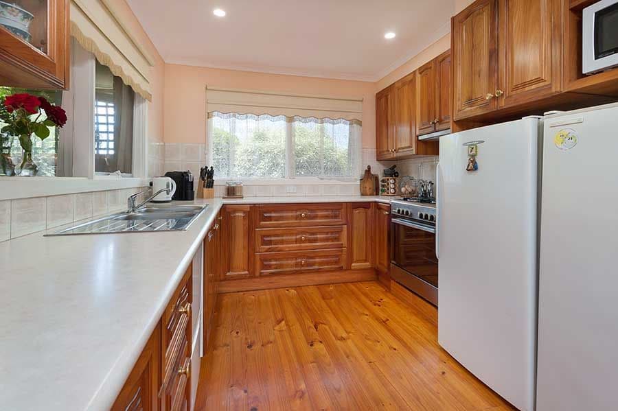 33 Bank Street, Craigieburn VIC 3064, Craigieburn - Thumbnail 3