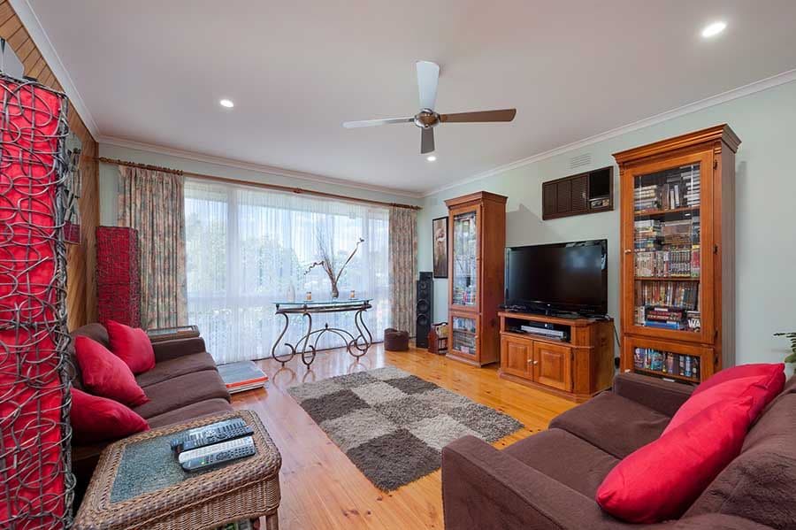33 Bank Street, Craigieburn VIC 3064, Craigieburn - Thumbnail 4