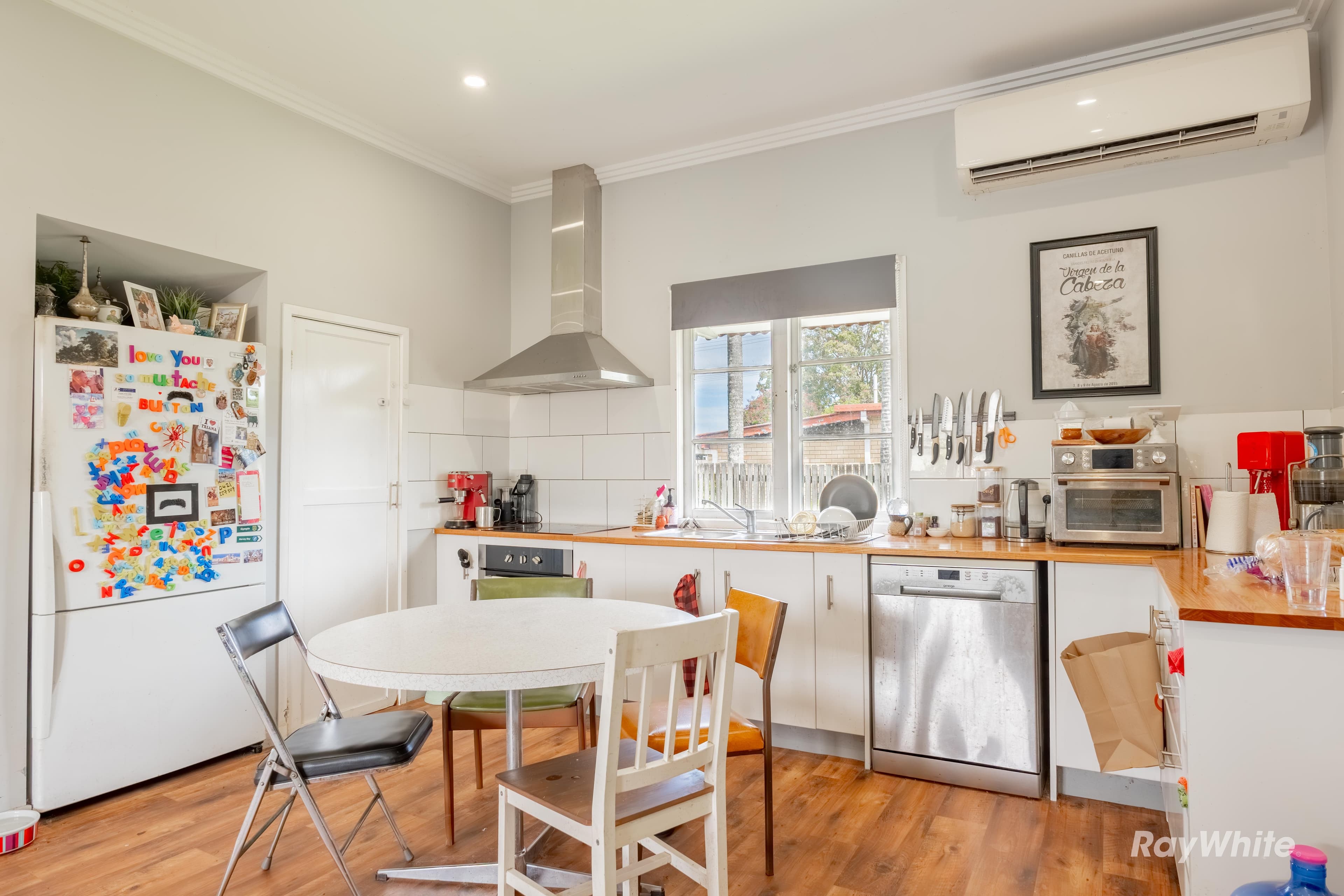 118 Maryborough Street, Walkervale QLD 4670, Walkervale - Thumbnail 3