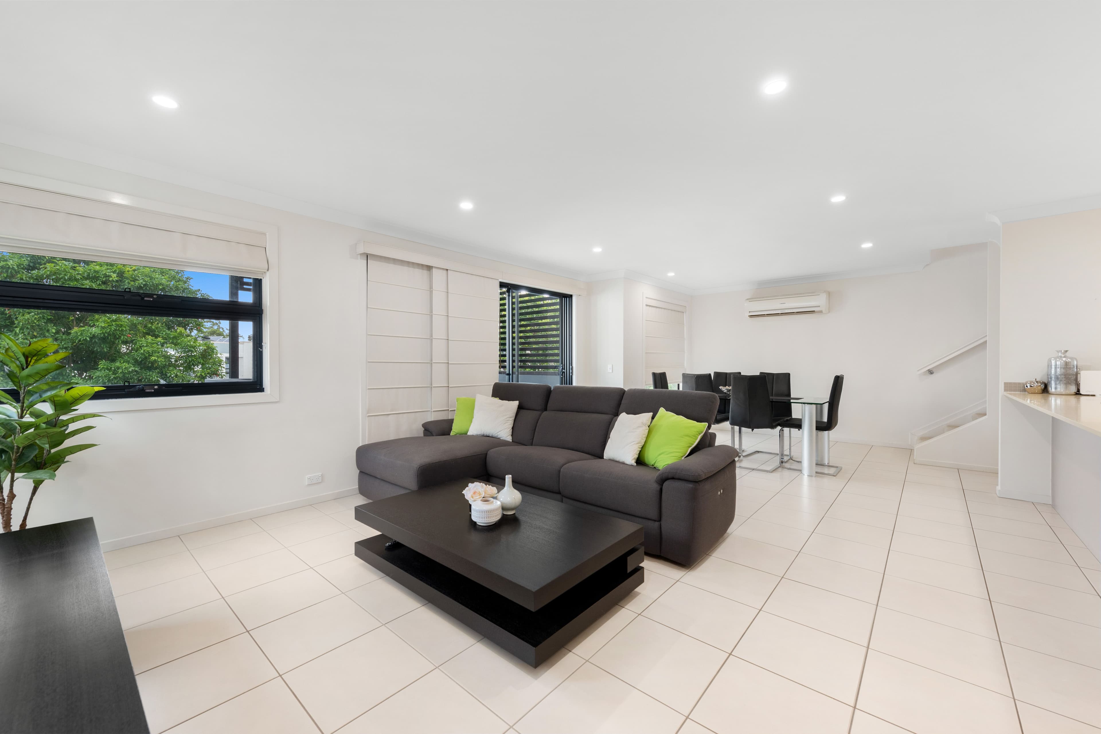 16-28 Surbiton Court, Carindale QLD 4152, Carindale - Thumbnail 3
