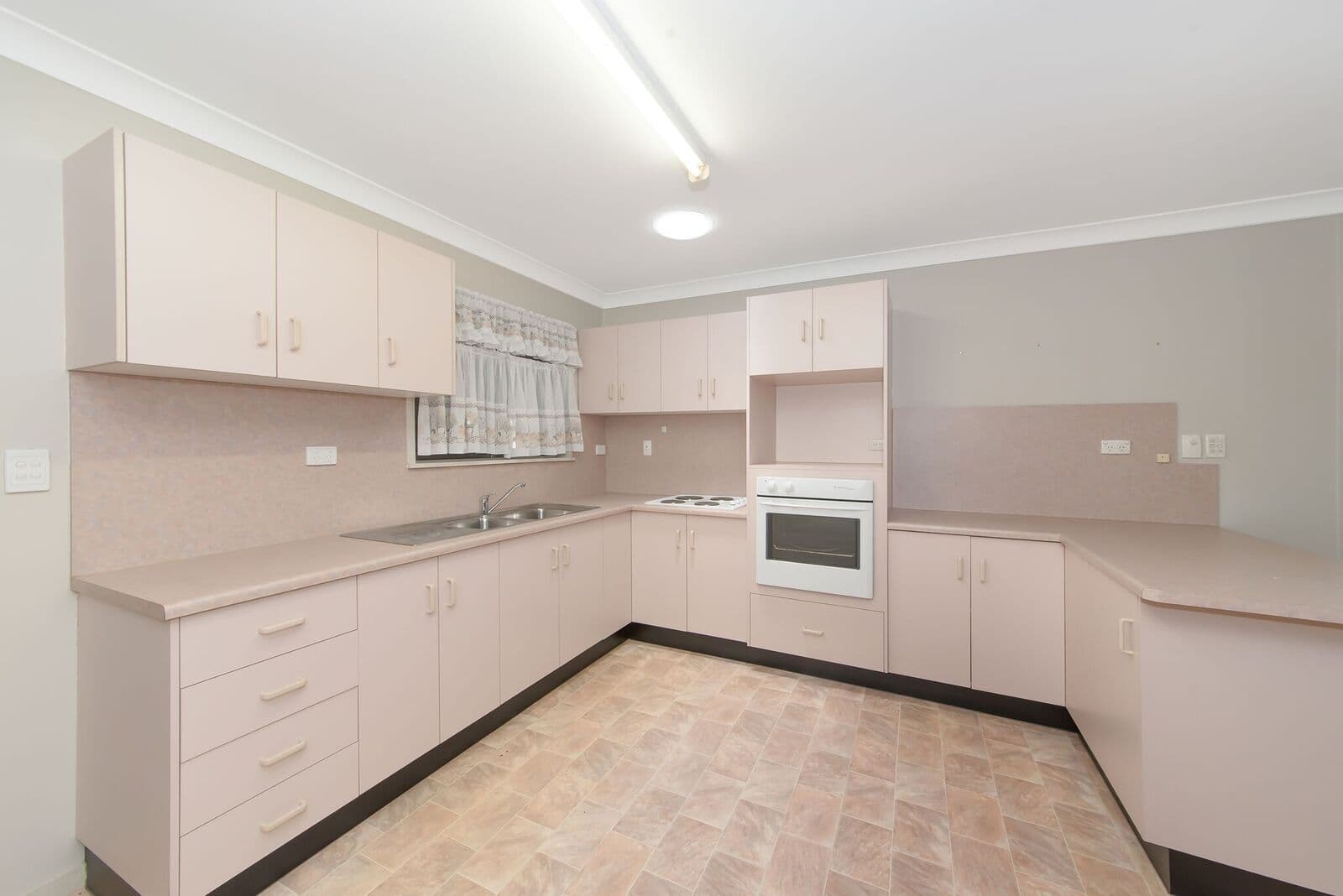400 Fulham Road, Heatley QLD 4814, Heatley - Thumbnail 4