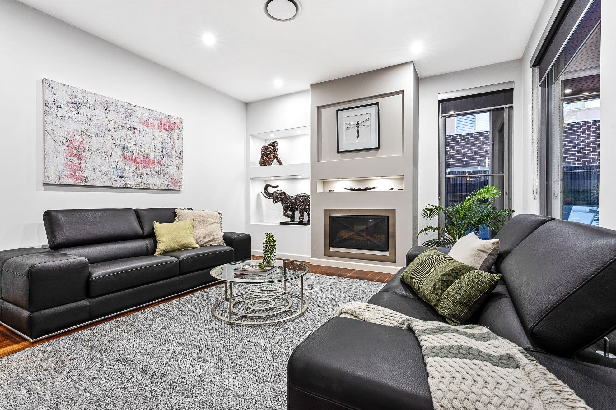 11 Toolondo Close, Caroline Springs VIC 3023, Caroline Springs - Thumbnail 2
