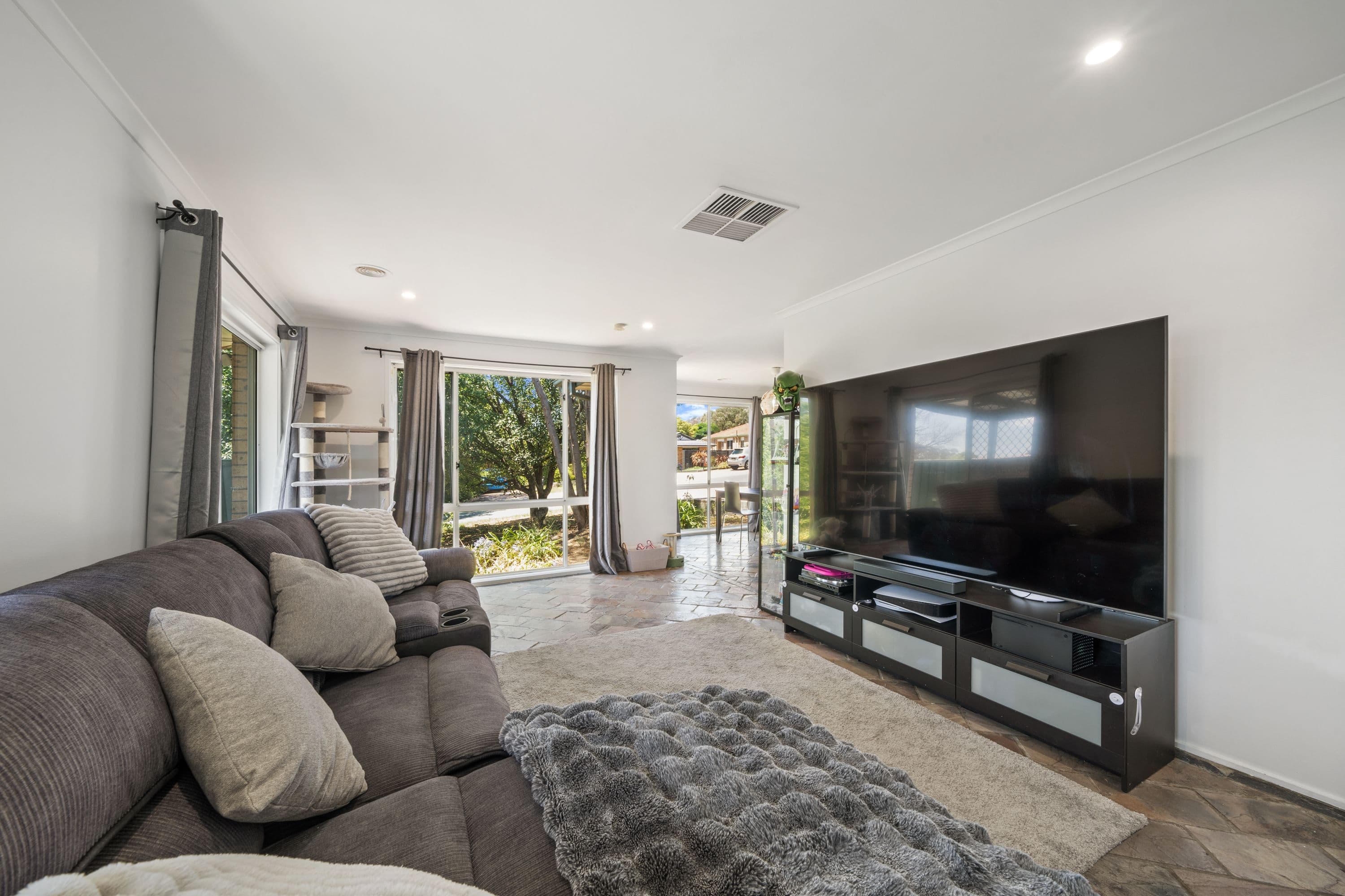 1 Carter Place, Banks ACT 2906, Banks - Thumbnail 4