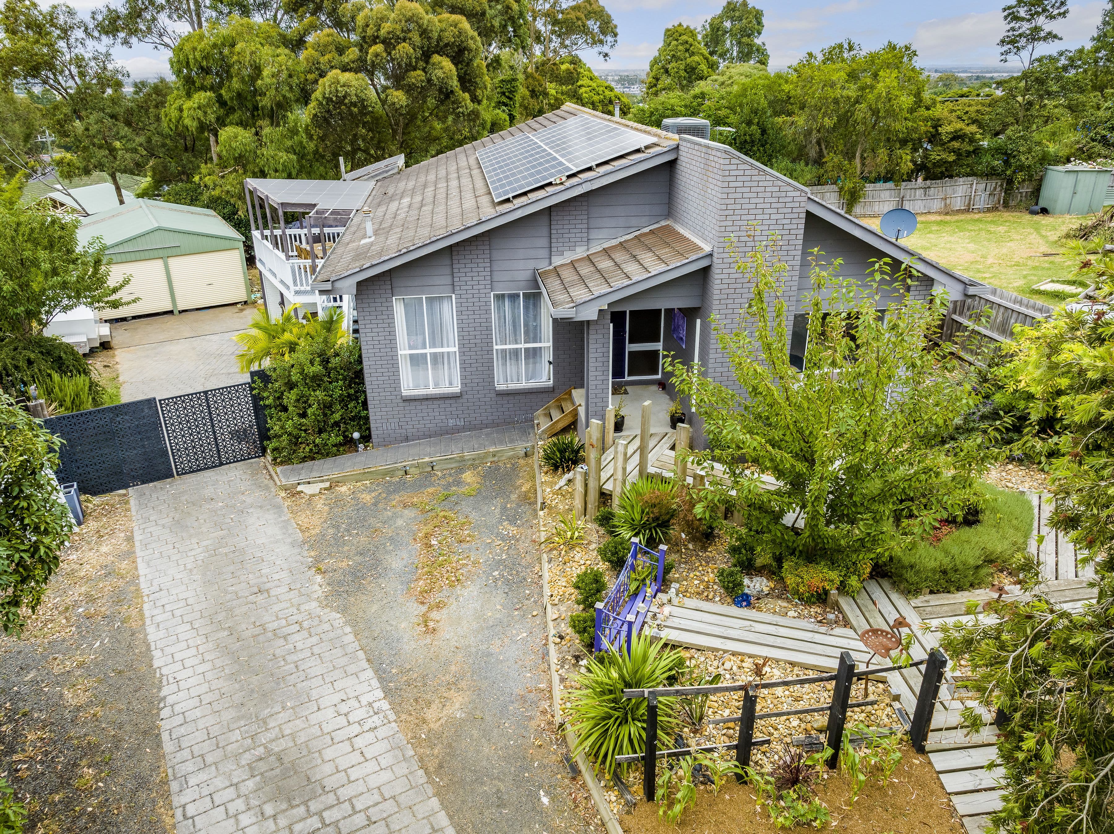 5 Martin Place, Pakenham VIC 3810, Pakenham - Thumbnail 4
