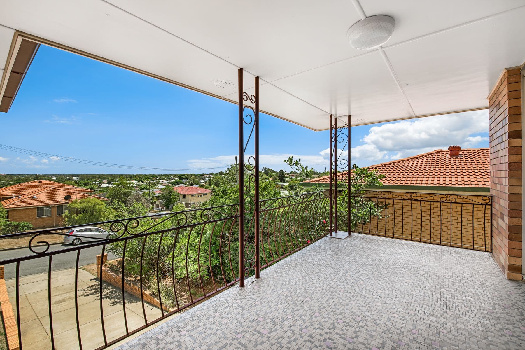 4 Benedict Street, Wavell Heights QLD 4012, Wavell Heights - Thumbnail 2