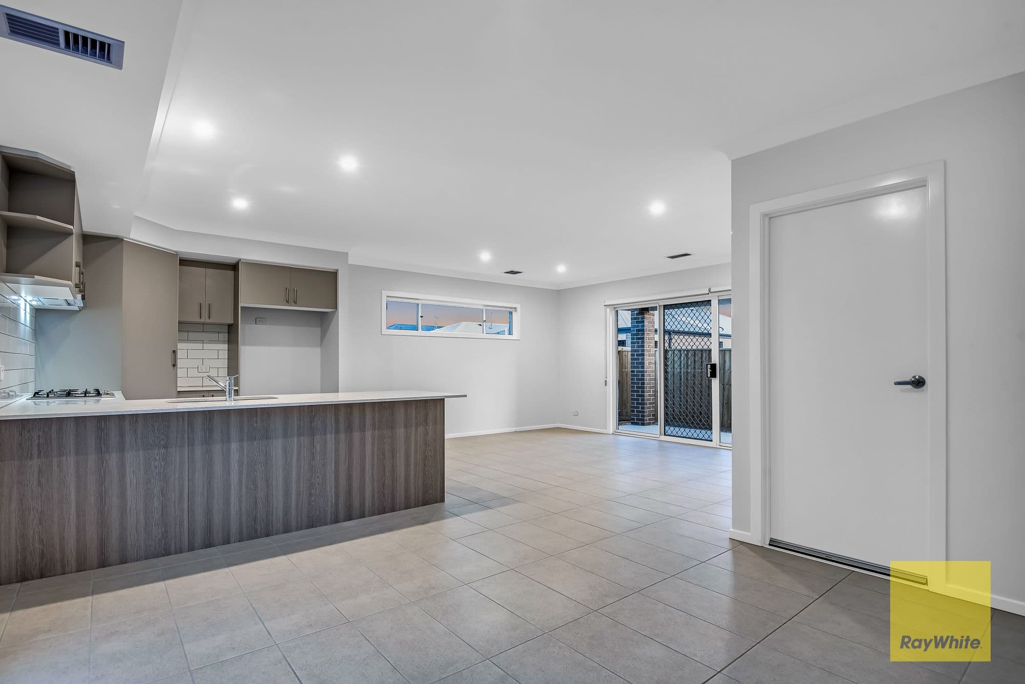 6 Hussey Road, Tarneit VIC 3029, Tarneit - Thumbnail 7