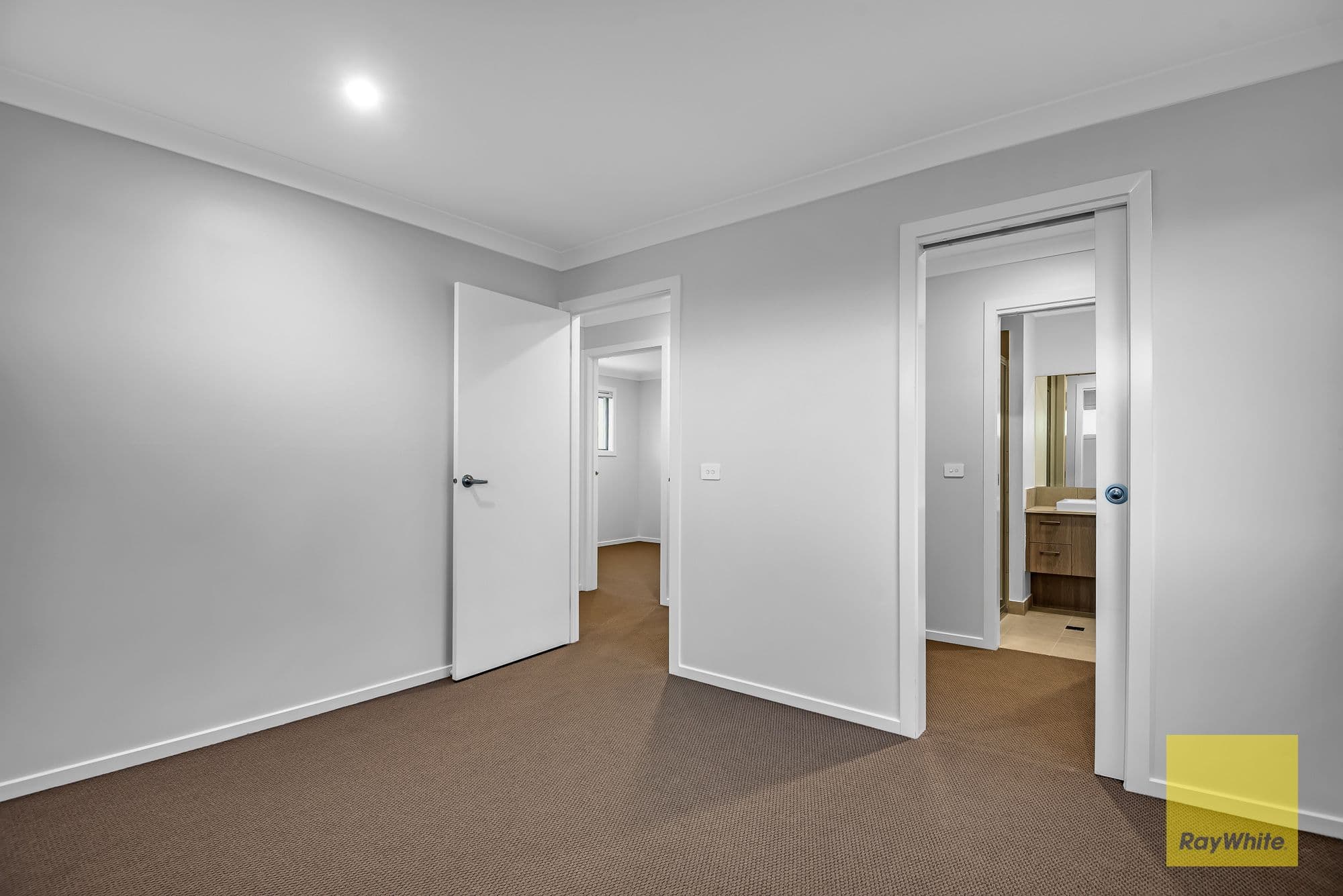 6 Hussey Road, Tarneit VIC 3029, Tarneit - Thumbnail 8