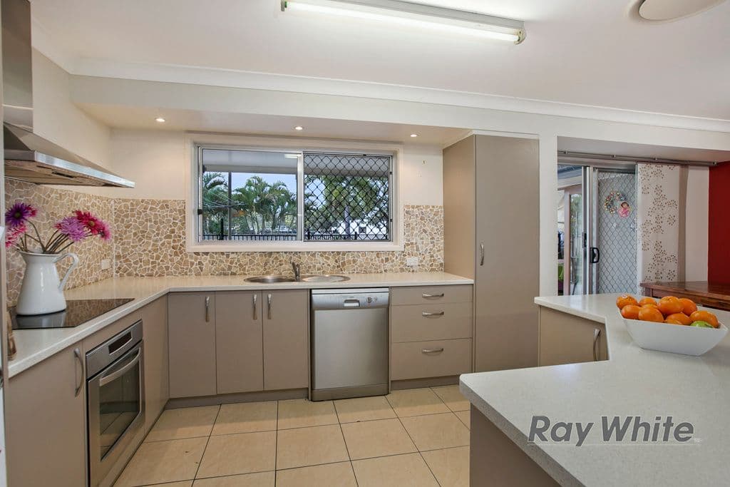 23 Rhoades Street, CAPALABA QLD 4157, Capalaba - Thumbnail 3