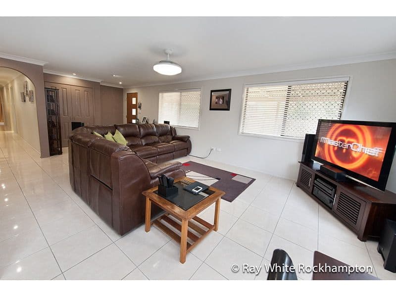 2 Moss Court, FRENCHVILLE QLD 4701, Frenchville - Thumbnail 5