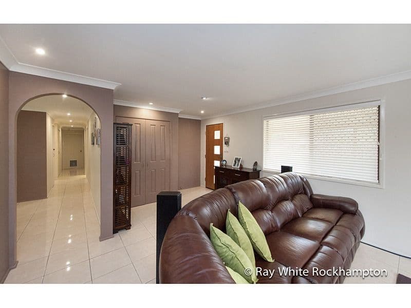 2 Moss Court, FRENCHVILLE QLD 4701, Frenchville - Thumbnail 7