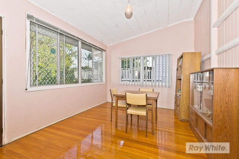 43 Fourth Avenue, SANDGATE QLD 4017, Sandgate - Thumbnail 8
