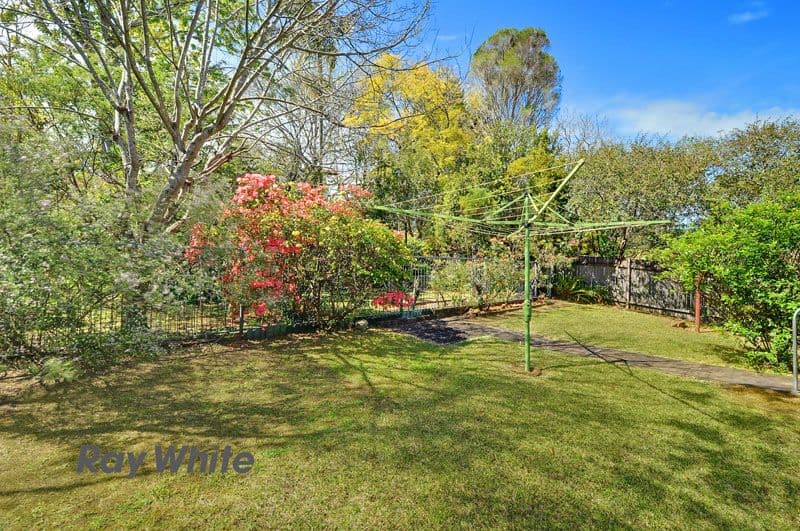 51 Carson Street, Shepparton, Shepparton - Thumbnail 3