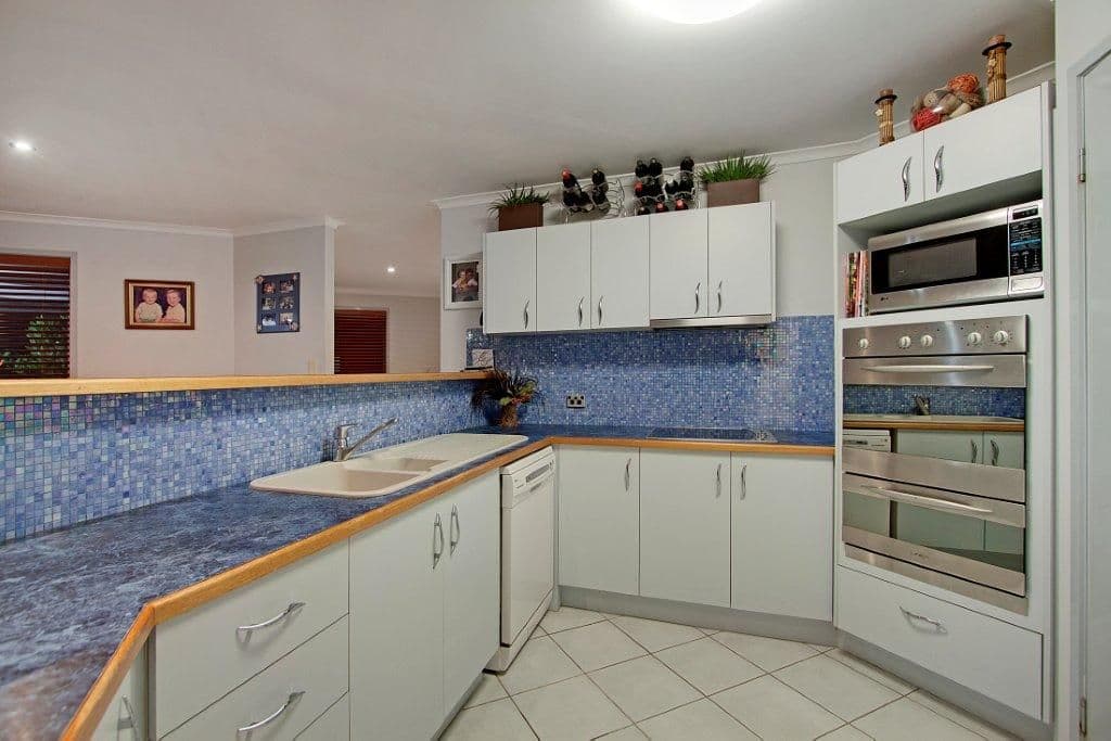 2 Bellerive Place, BANORA POINT NSW 2486, Banora Point - Thumbnail 4