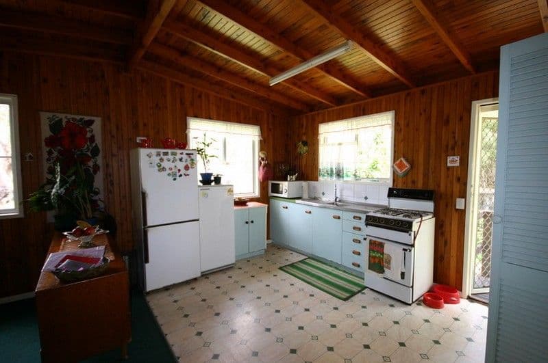 7 Noondo, MACLEAY ISLAND QLD 4184, Macleay Island - Thumbnail 5