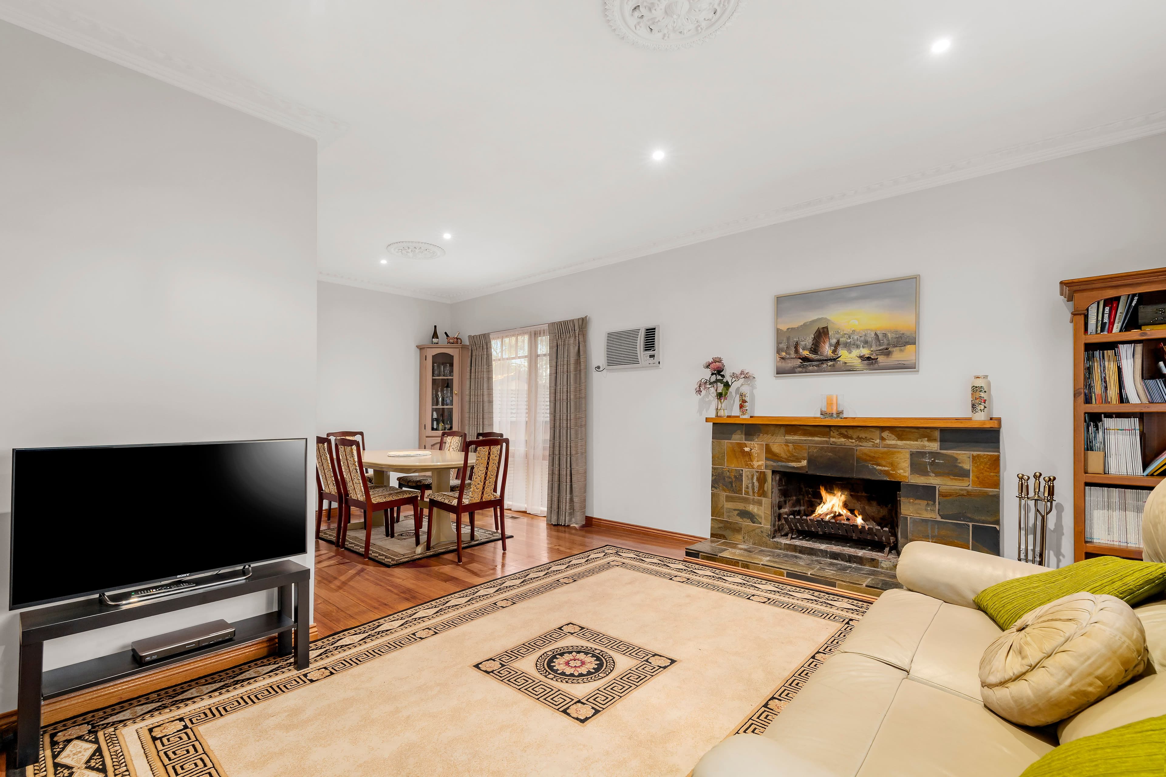 35 Ferguson Street, Macleod VIC 3085, Macleod - Thumbnail 3