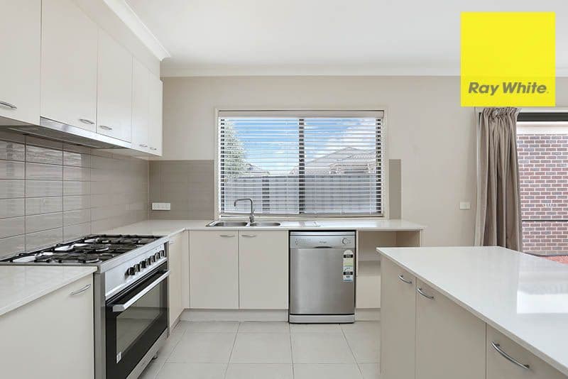 26 Palace Road, Point Cook VIC 3030, Point Cook - Thumbnail 2