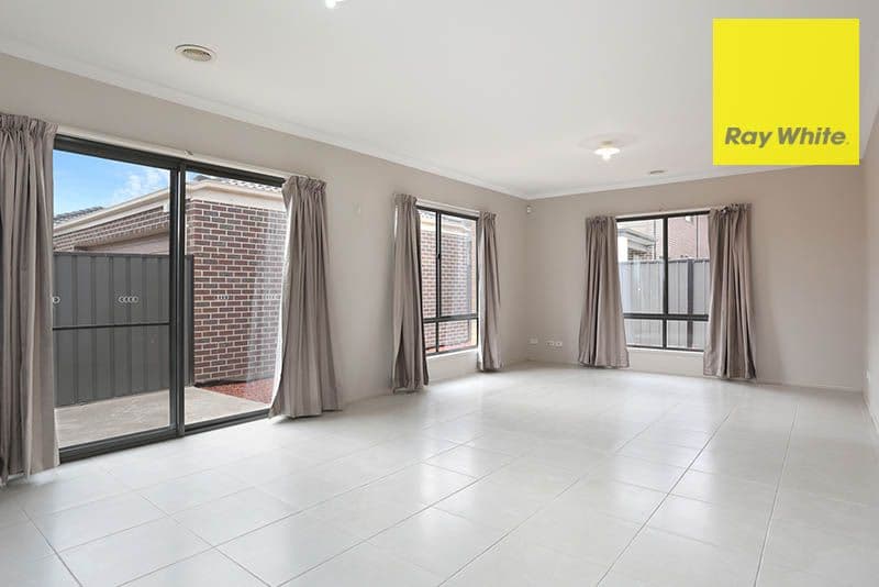 26 Palace Road, Point Cook VIC 3030, Point Cook - Thumbnail 3