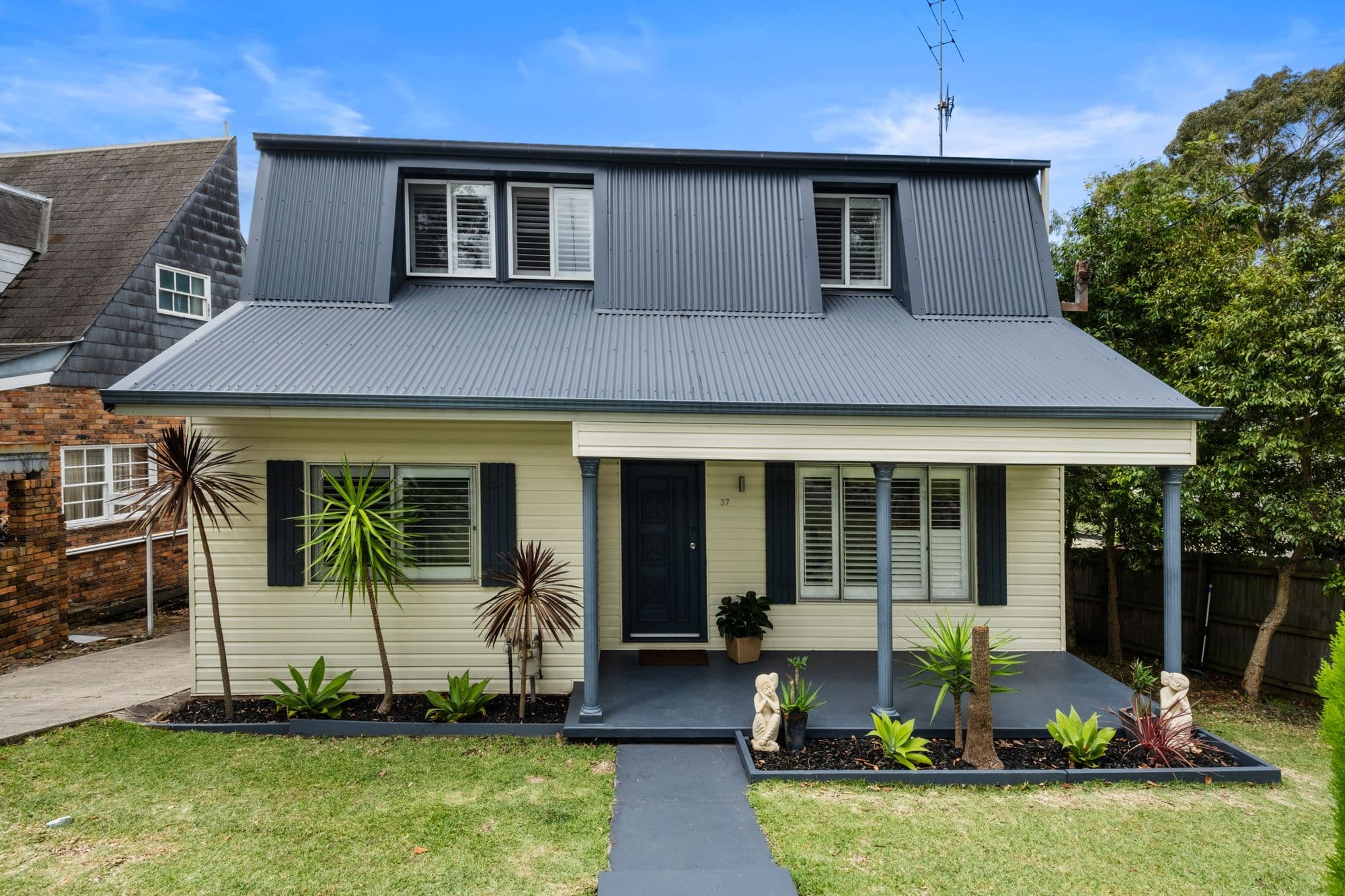 37 Donegal Road, Berkeley Vale NSW 2261, Berkeley Vale - Image 1
