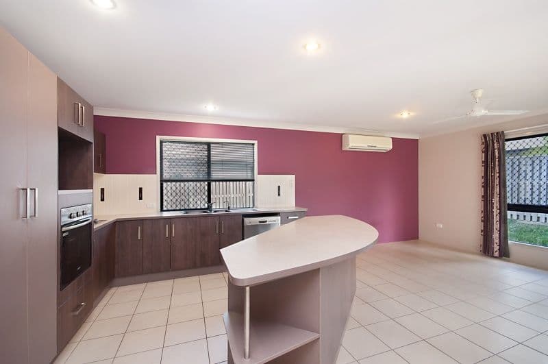 8 Bronte Court, BUSHLAND BEACH QLD 4818, Bushland Beach - Image 1