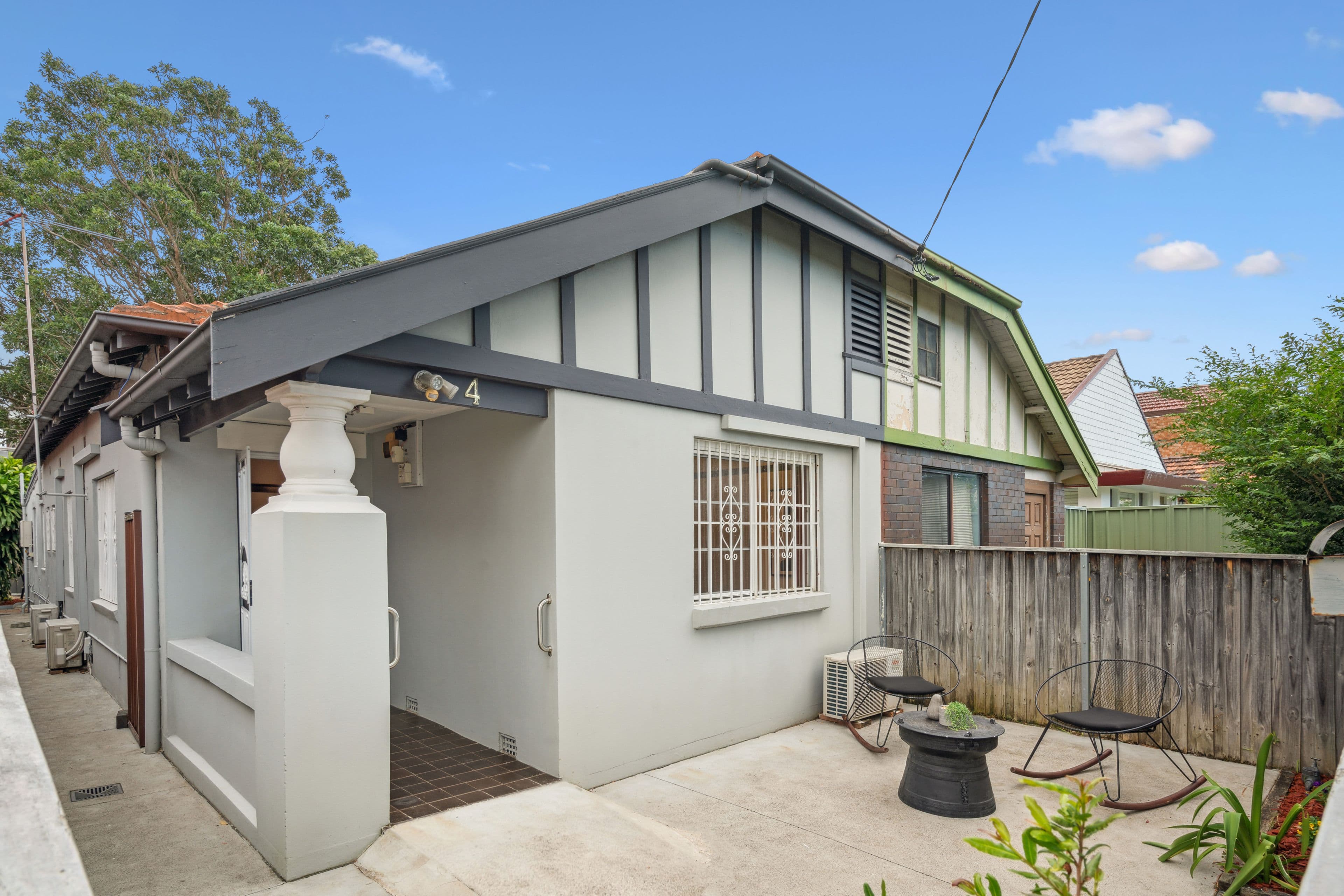 4 Universal Street, Eastlakes NSW 2018, Eastlakes - Image 1