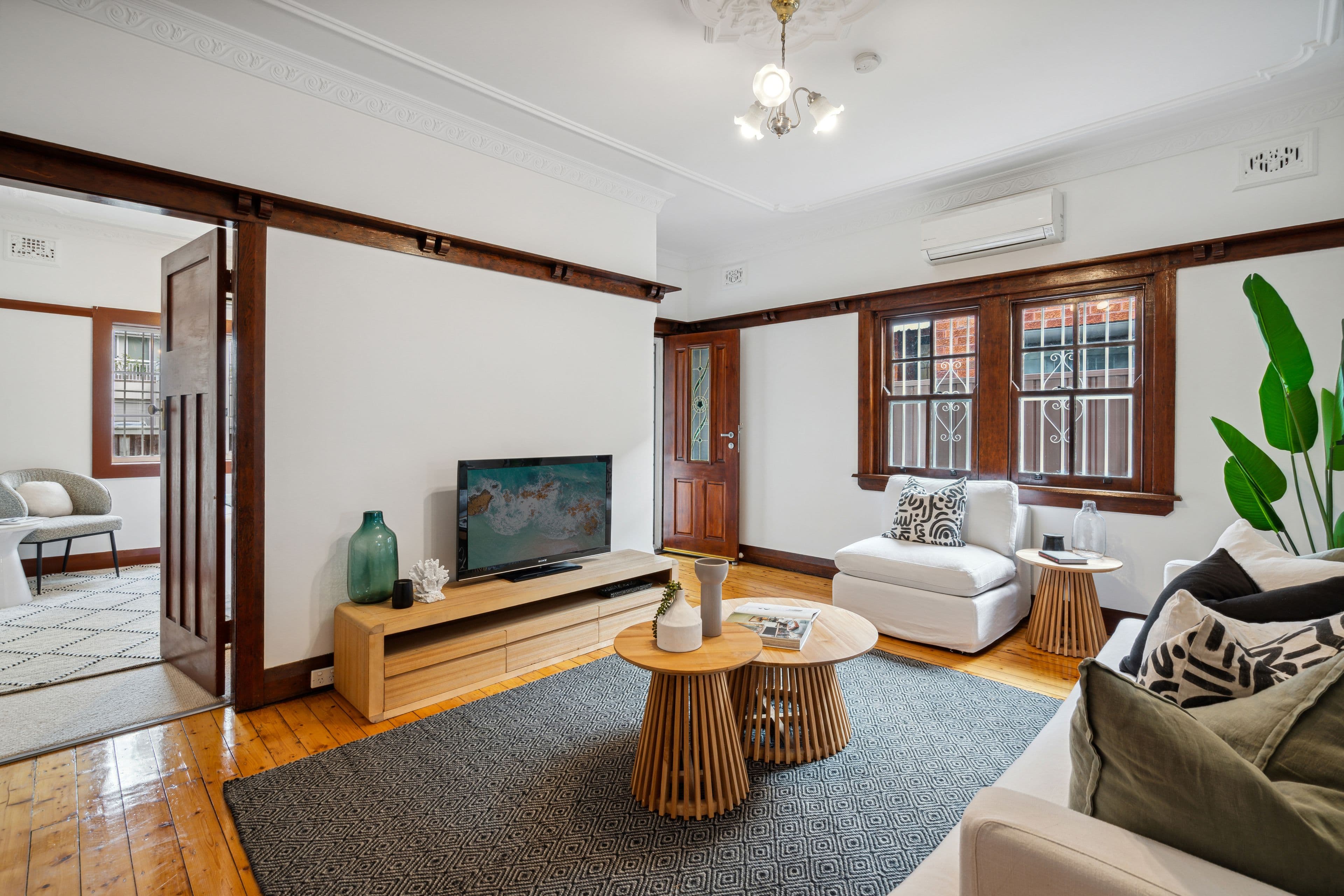 4 Universal Street, Eastlakes NSW 2018, Eastlakes - Thumbnail 2