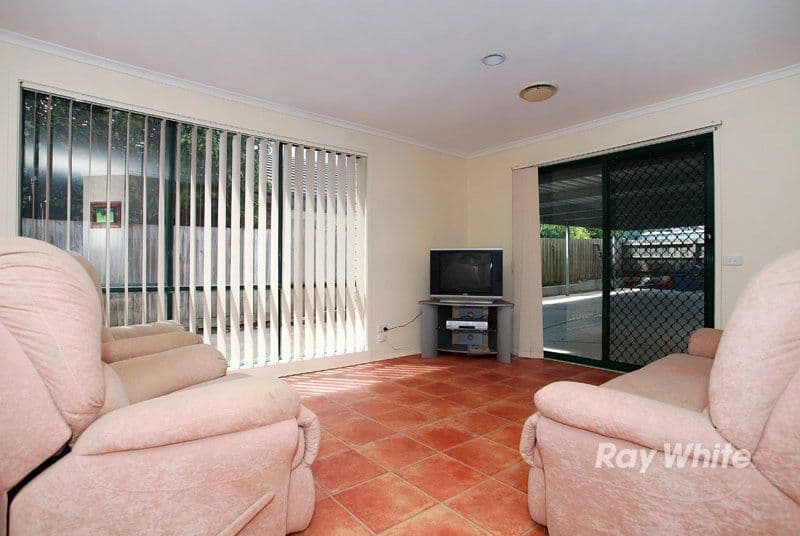 28 Scarborough Avenue, CRANBOURNE VIC 3977, Cranbourne West - Thumbnail 5