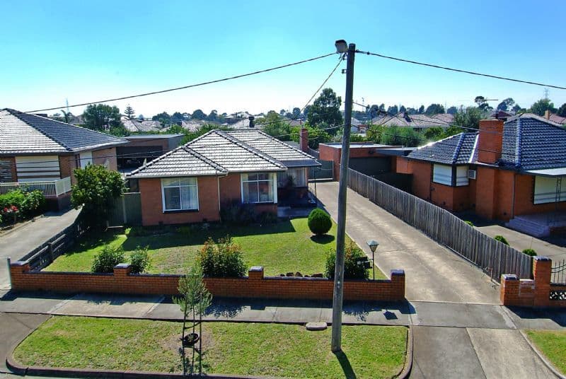 14 Ludeman Court, RESERVOIR VIC 3073, Reservoir - Thumbnail 4