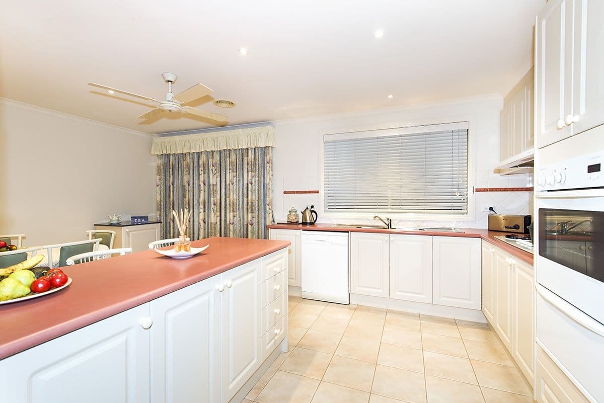 129 Morang Drive, Mill Park VIC 3082, Mill Park - Thumbnail 2