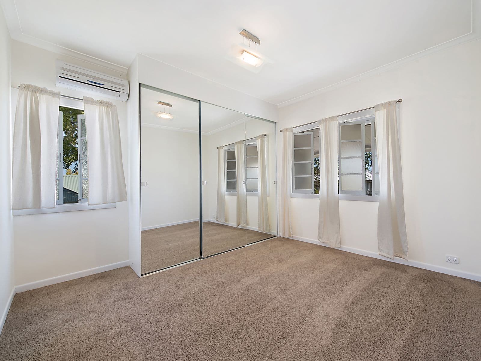 8 Hurley Street, Keperra QLD 4054, Keperra - Thumbnail 5