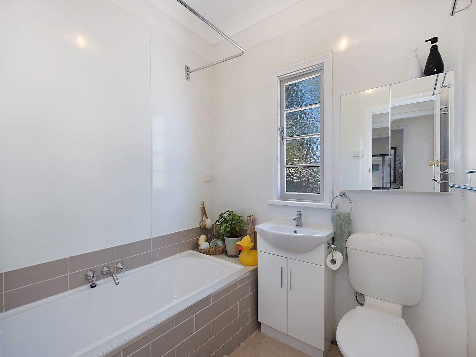 8 Hurley Street, Keperra QLD 4054, Keperra - Thumbnail 6