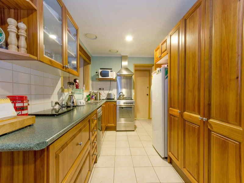 62 Dunsterville Crescent, FRANKSTON VIC 3199, Frankston - Thumbnail 2