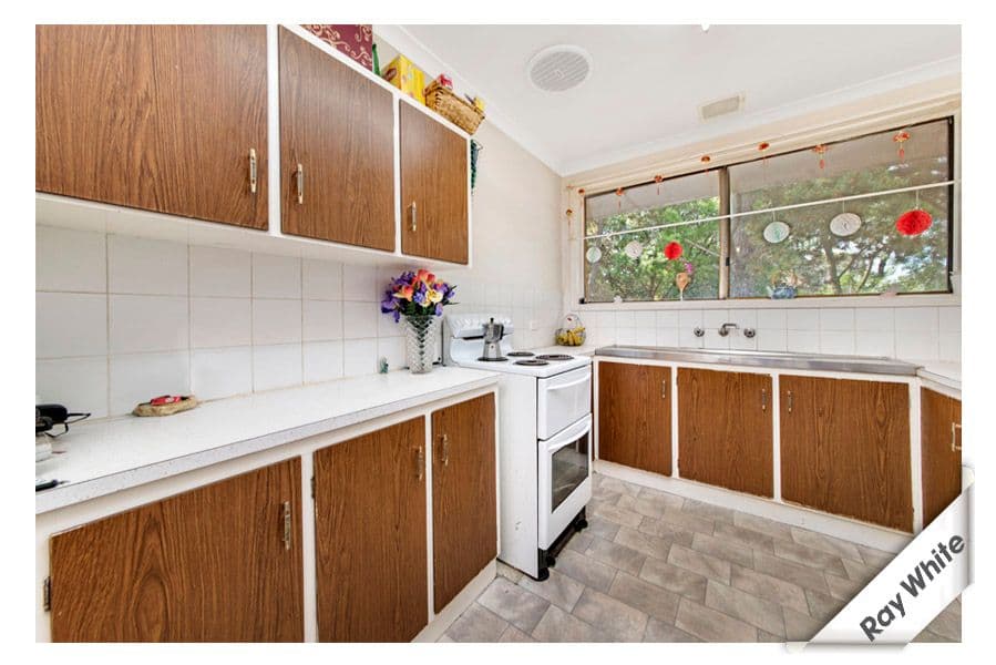70 Armstrong Crescent, Holt ACT 2615, Holt - Thumbnail 3