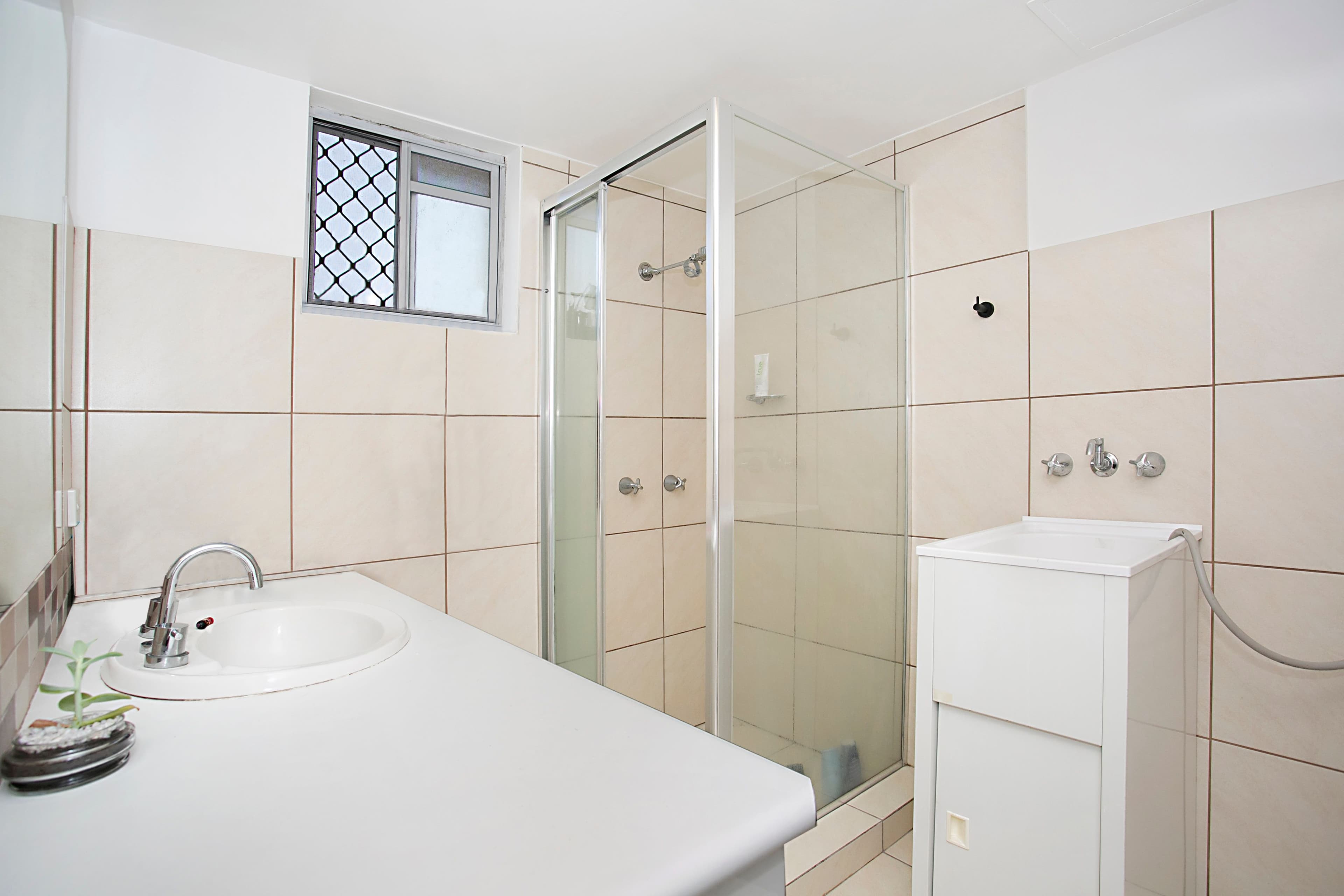 38 Chelsea Avenue, Broadbeach QLD 4218, Broadbeach - Thumbnail 5