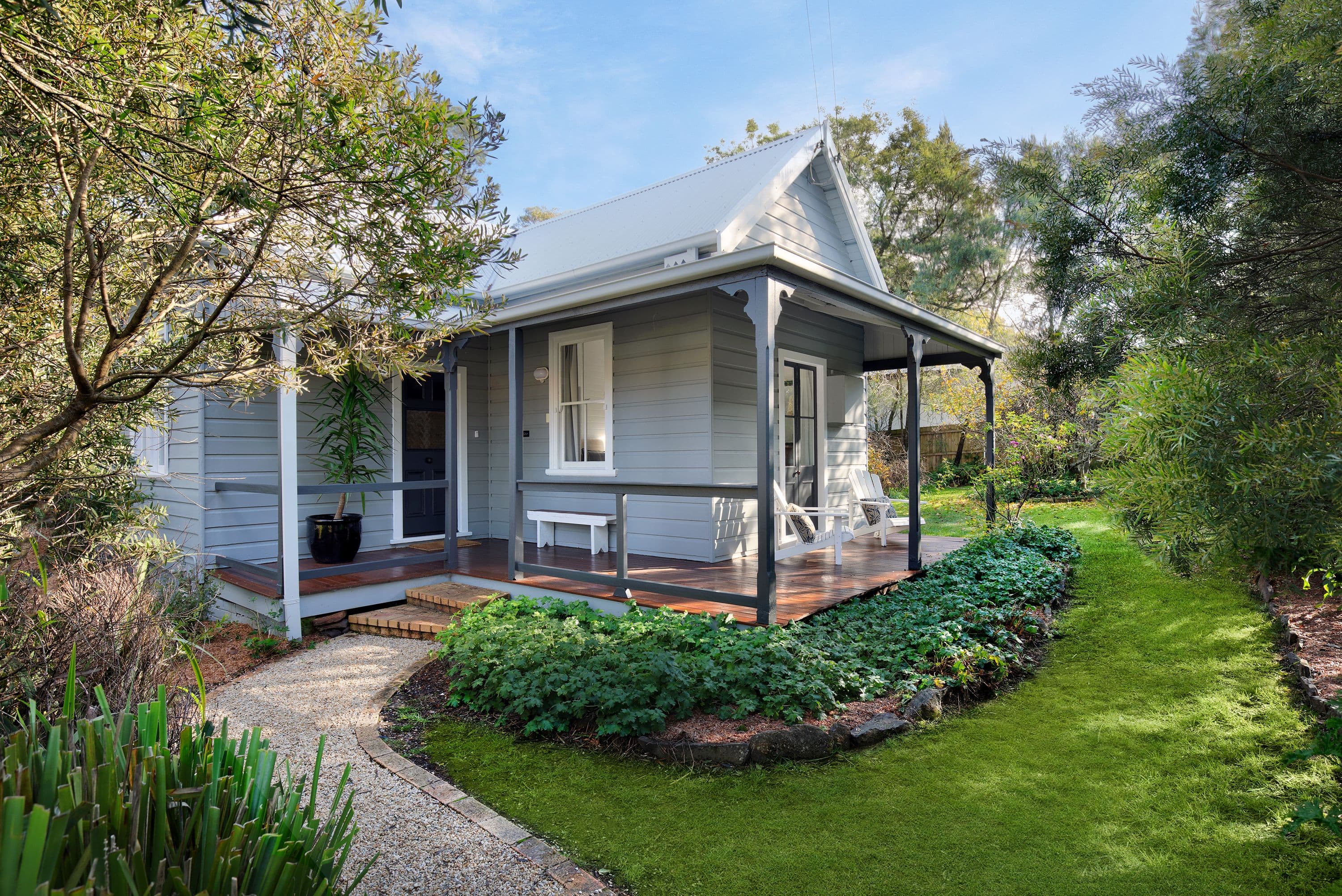 8 Eveleigh Avenue, Blackheath NSW 2785, Blackheath - Image 1