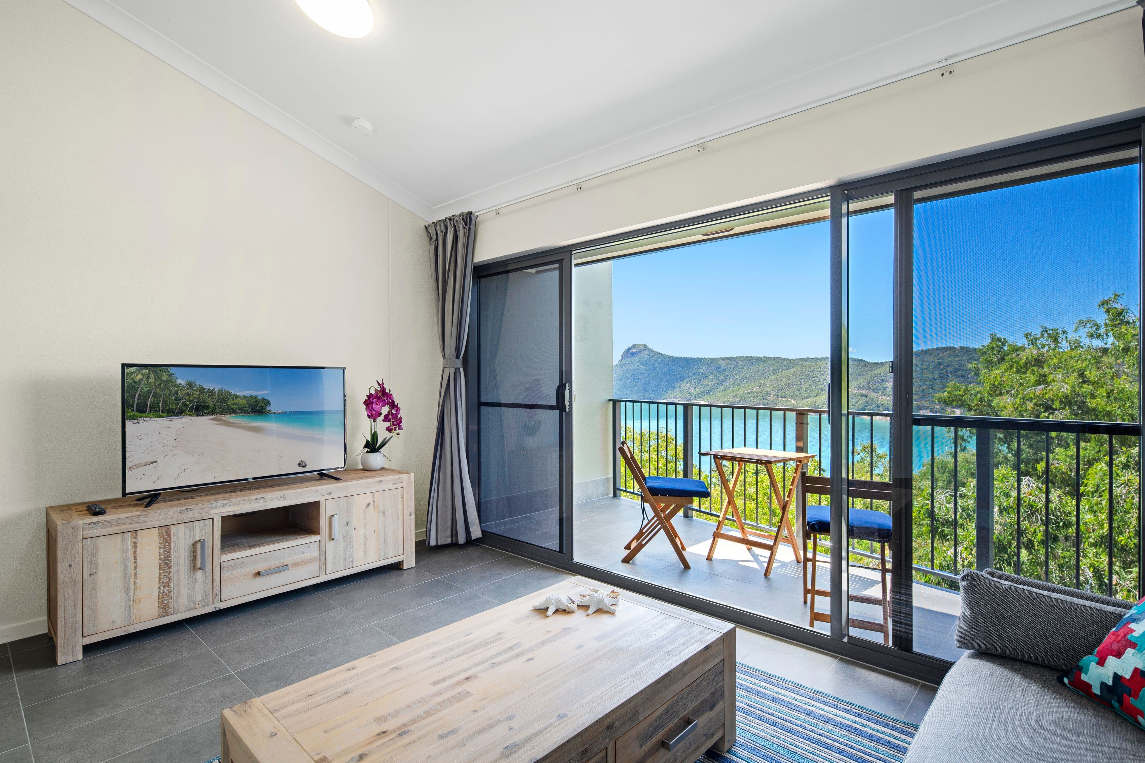 5 Eastview Lane, Baybreeze, Hamilton Island QLD 4803, Hamilton Island - Thumbnail 3