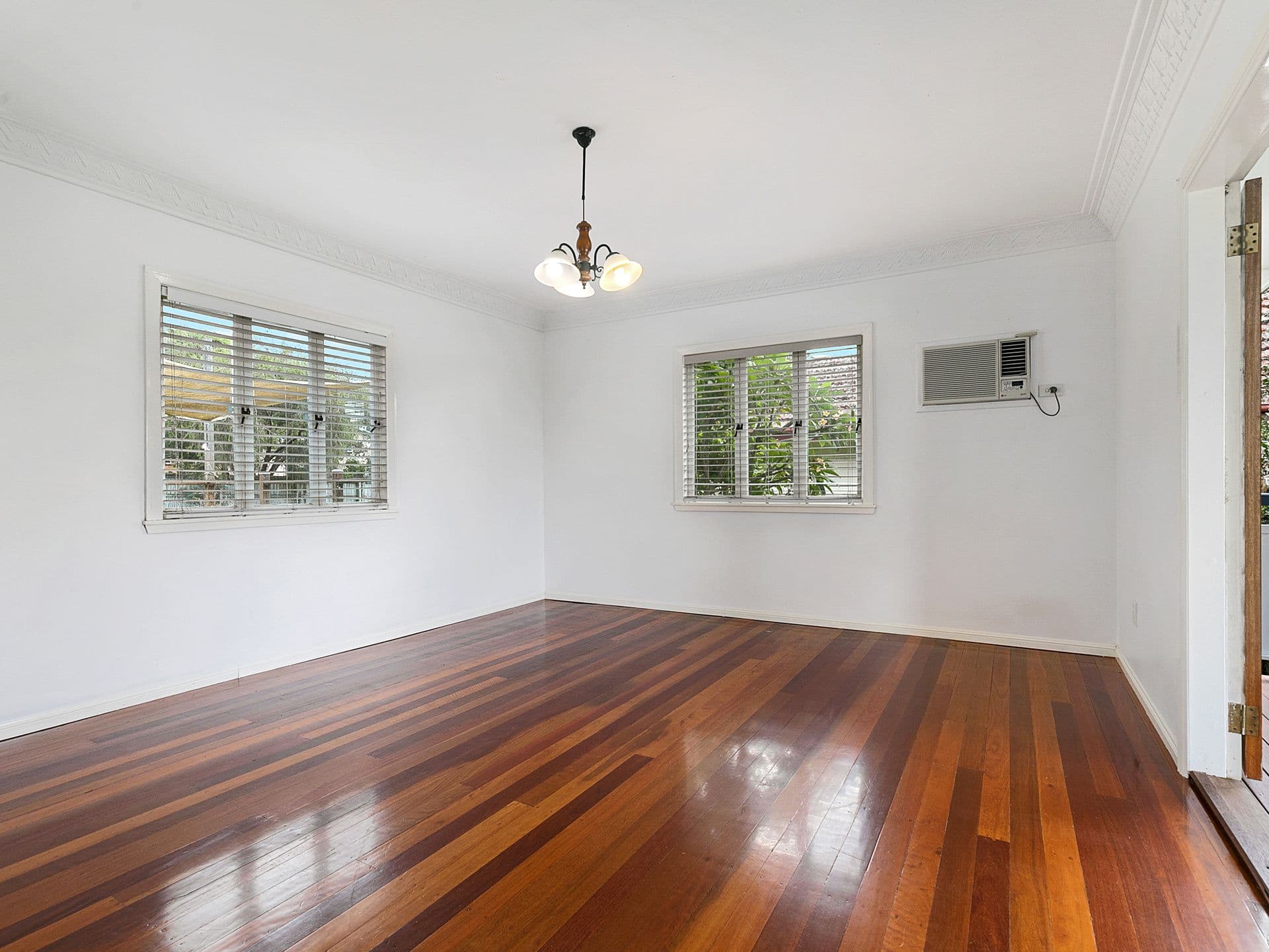 31 Wilclarke Street, Upper Mount Gravatt QLD 4122, Upper Mount Gravatt - Thumbnail 3