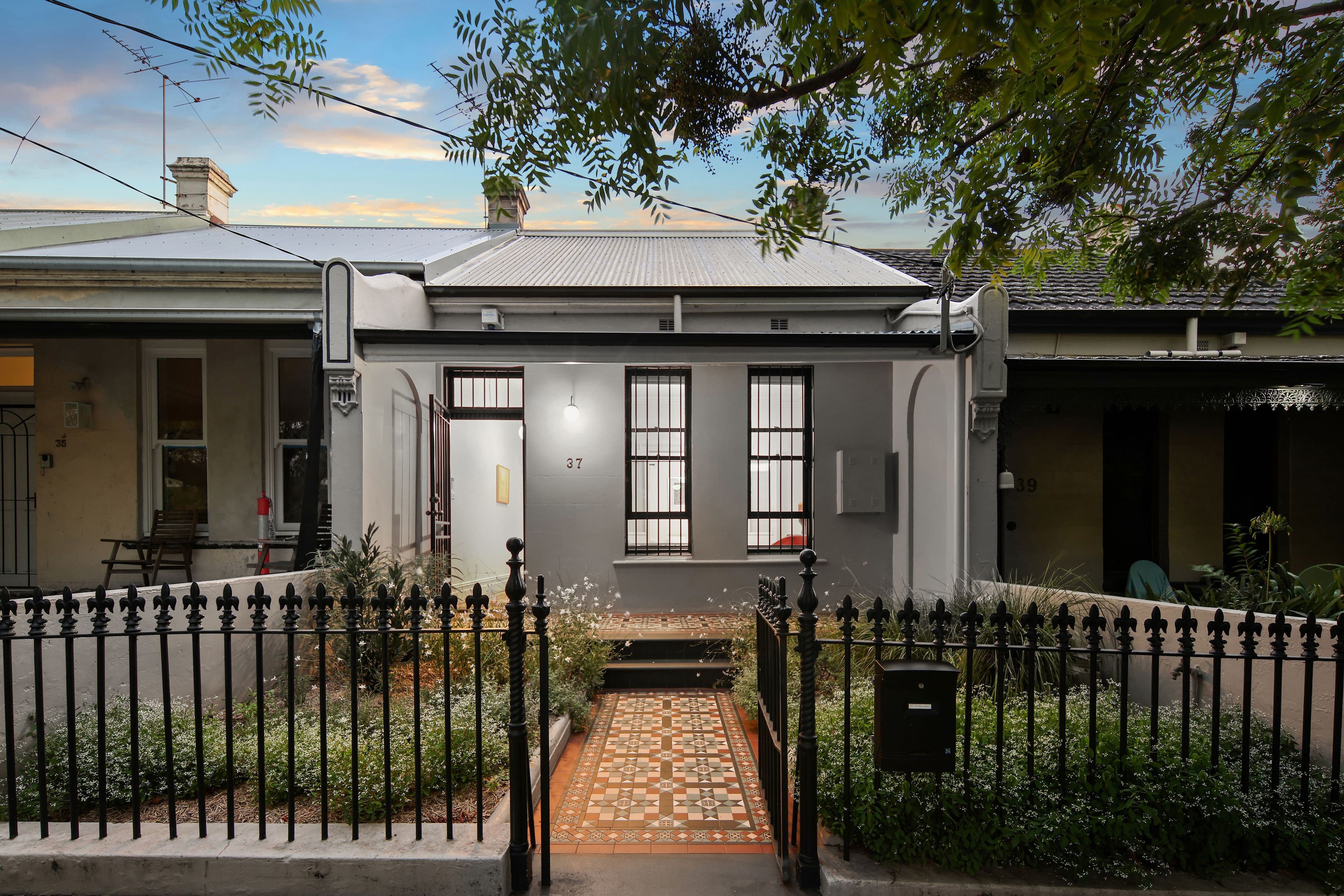 37 Wigram Road, Glebe NSW 2037, Glebe - Thumbnail 2