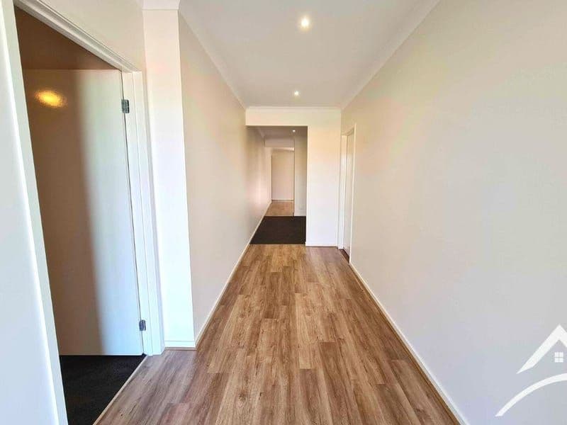 39 Millbrook Drive, Wyndham Vale VIC 3024, Wyndham Vale - Thumbnail 3
