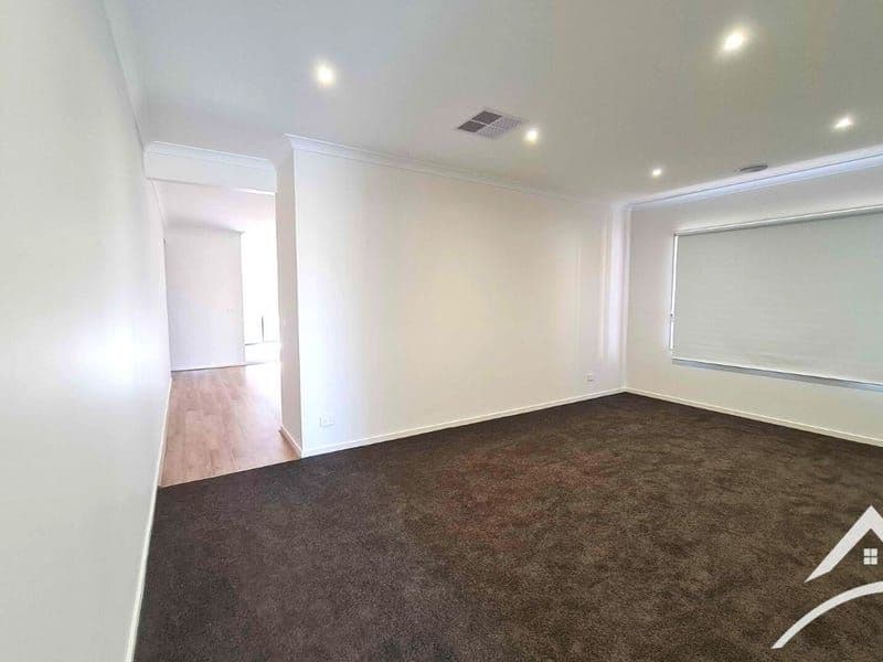39 Millbrook Drive, Wyndham Vale VIC 3024, Wyndham Vale - Thumbnail 4