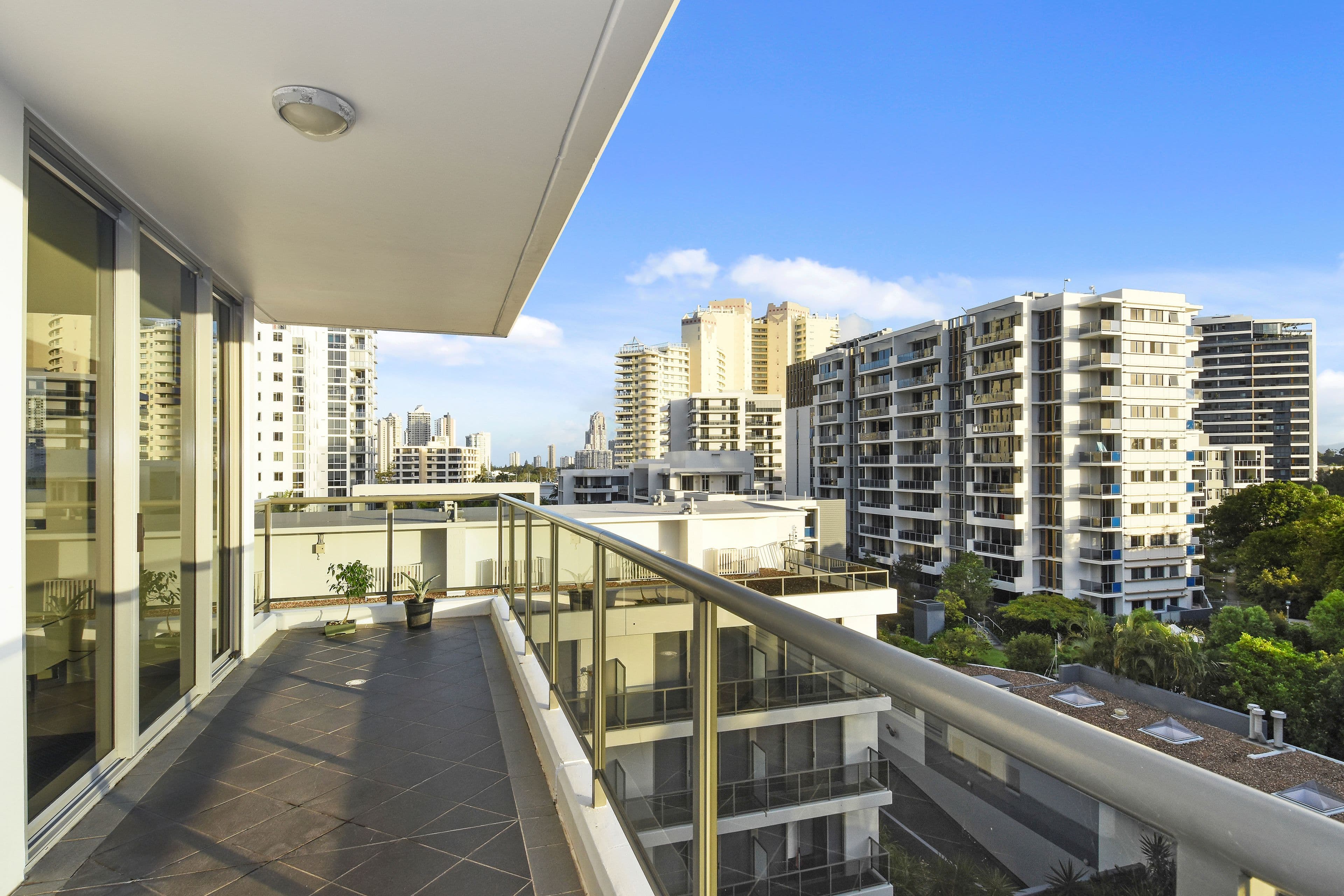 3 Como Crescent, Southport QLD 4215, Southport - Thumbnail 4