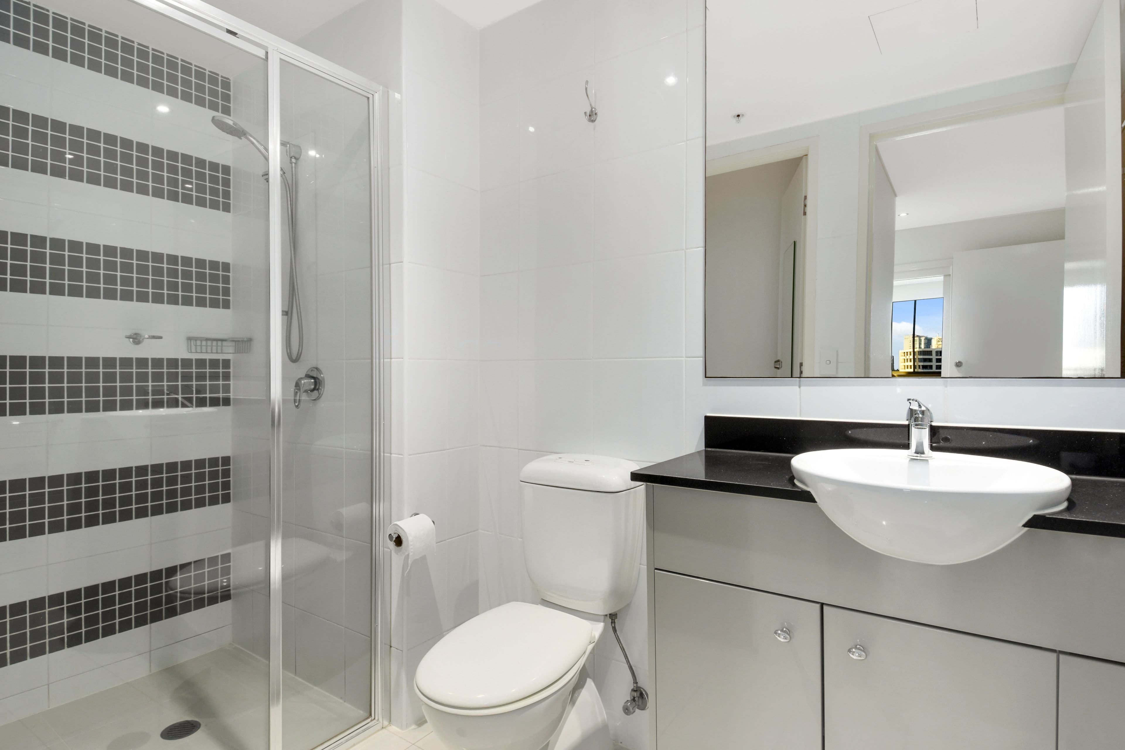 3 Como Crescent, Southport QLD 4215, Southport - Thumbnail 7