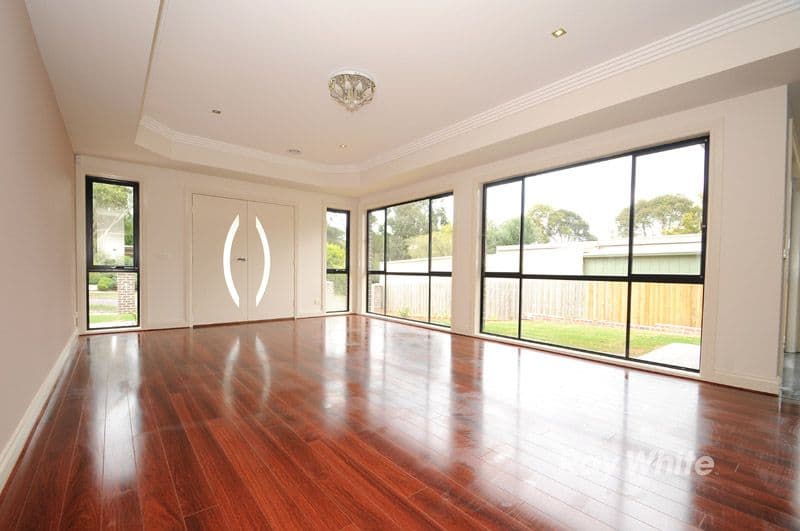 12 The Boulevard, GLEN WAVERLEY VIC 3150, Glen Waverley - Thumbnail 3