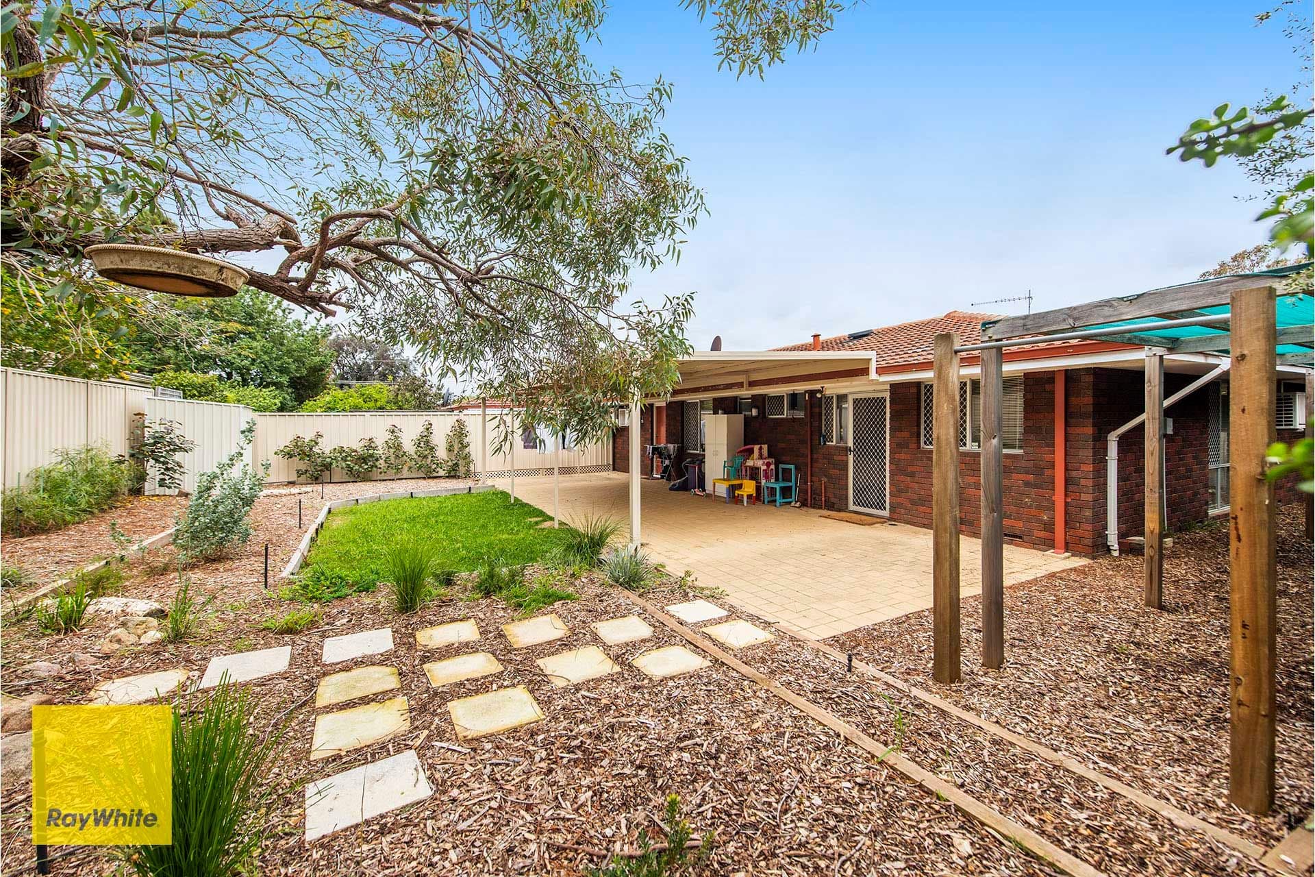 90 Bougainvillea Avenue, Forrestfield WA 6058, Forrestfield - Thumbnail 2