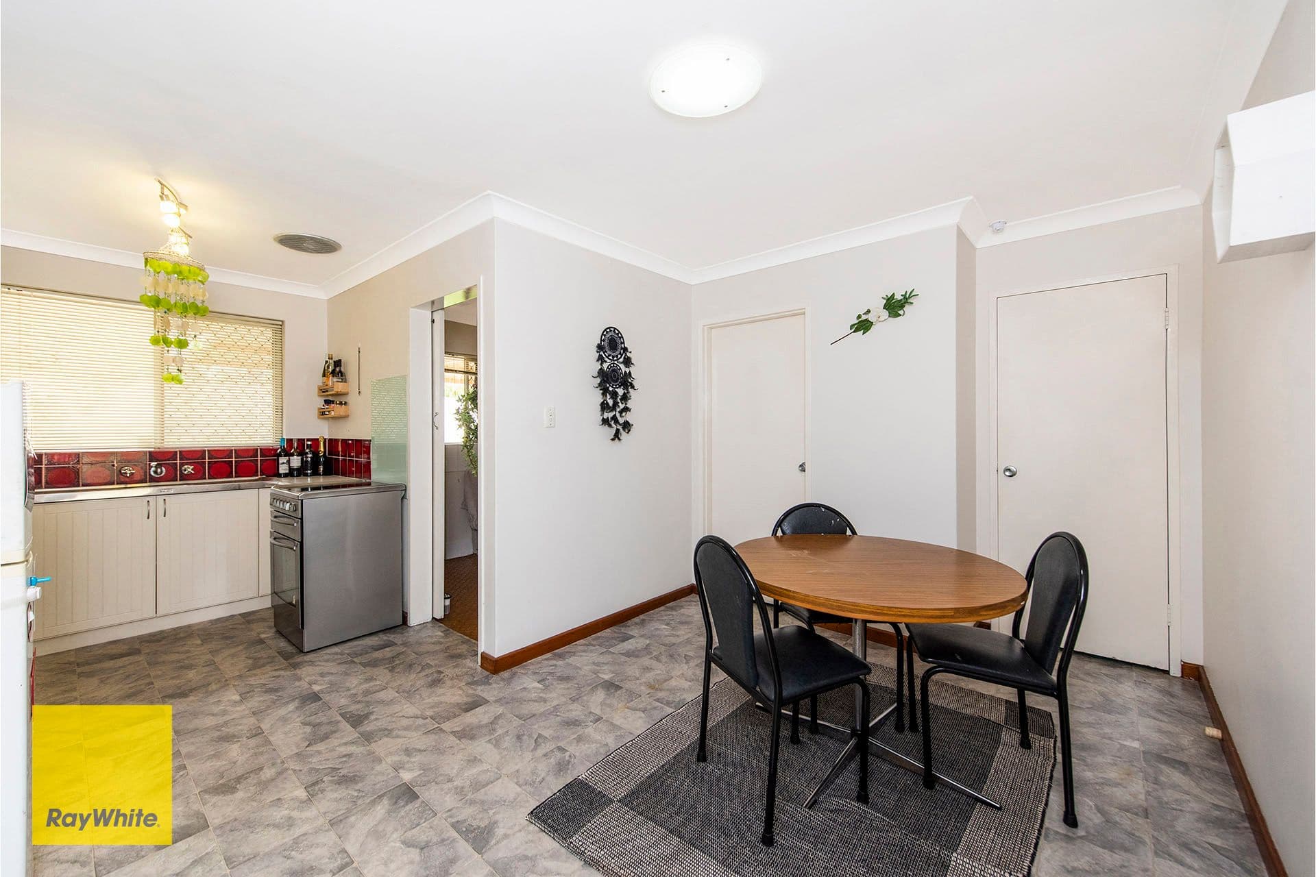 90 Bougainvillea Avenue, Forrestfield WA 6058, Forrestfield - Thumbnail 4