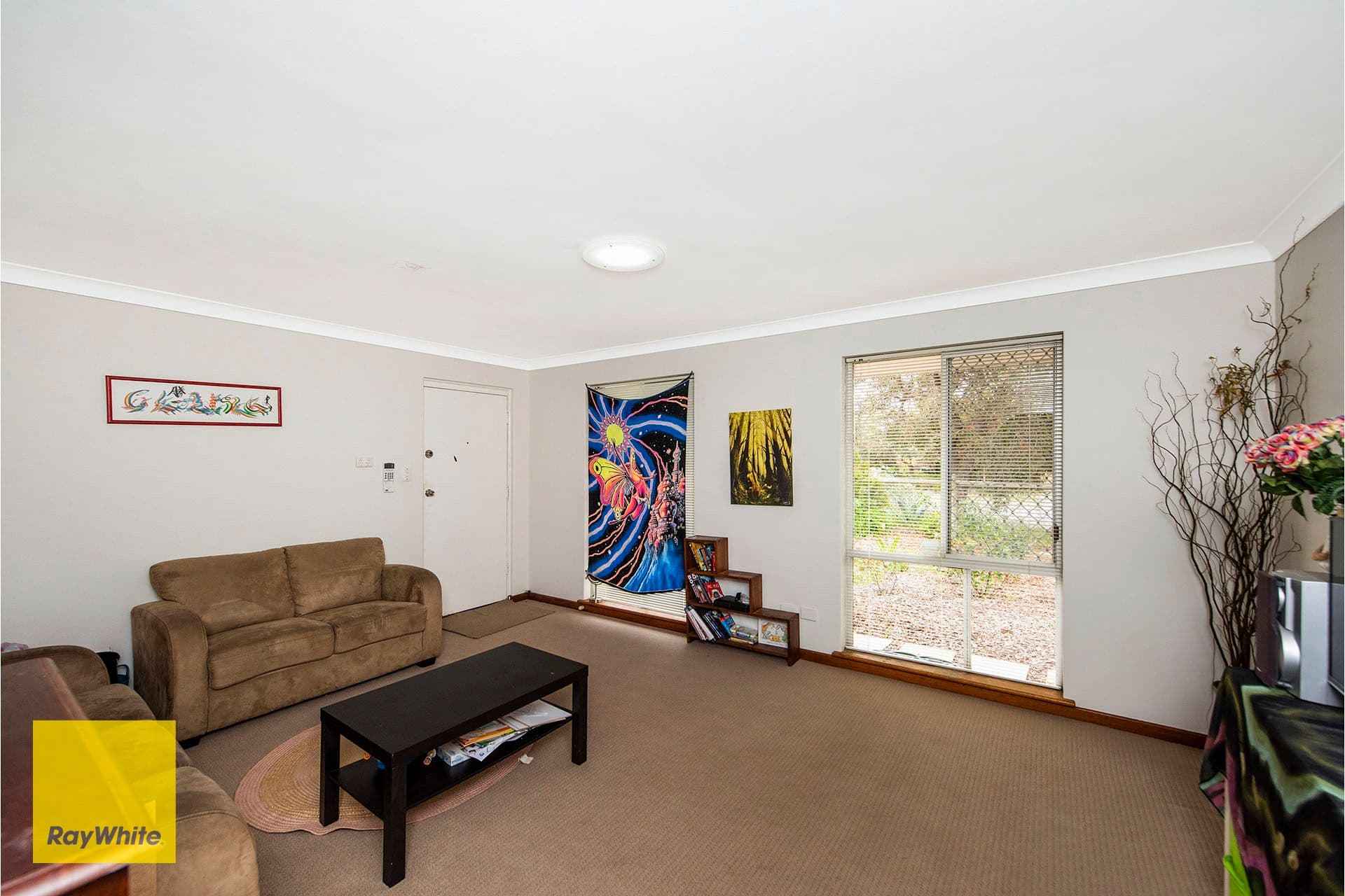 90 Bougainvillea Avenue, Forrestfield WA 6058, Forrestfield - Thumbnail 7